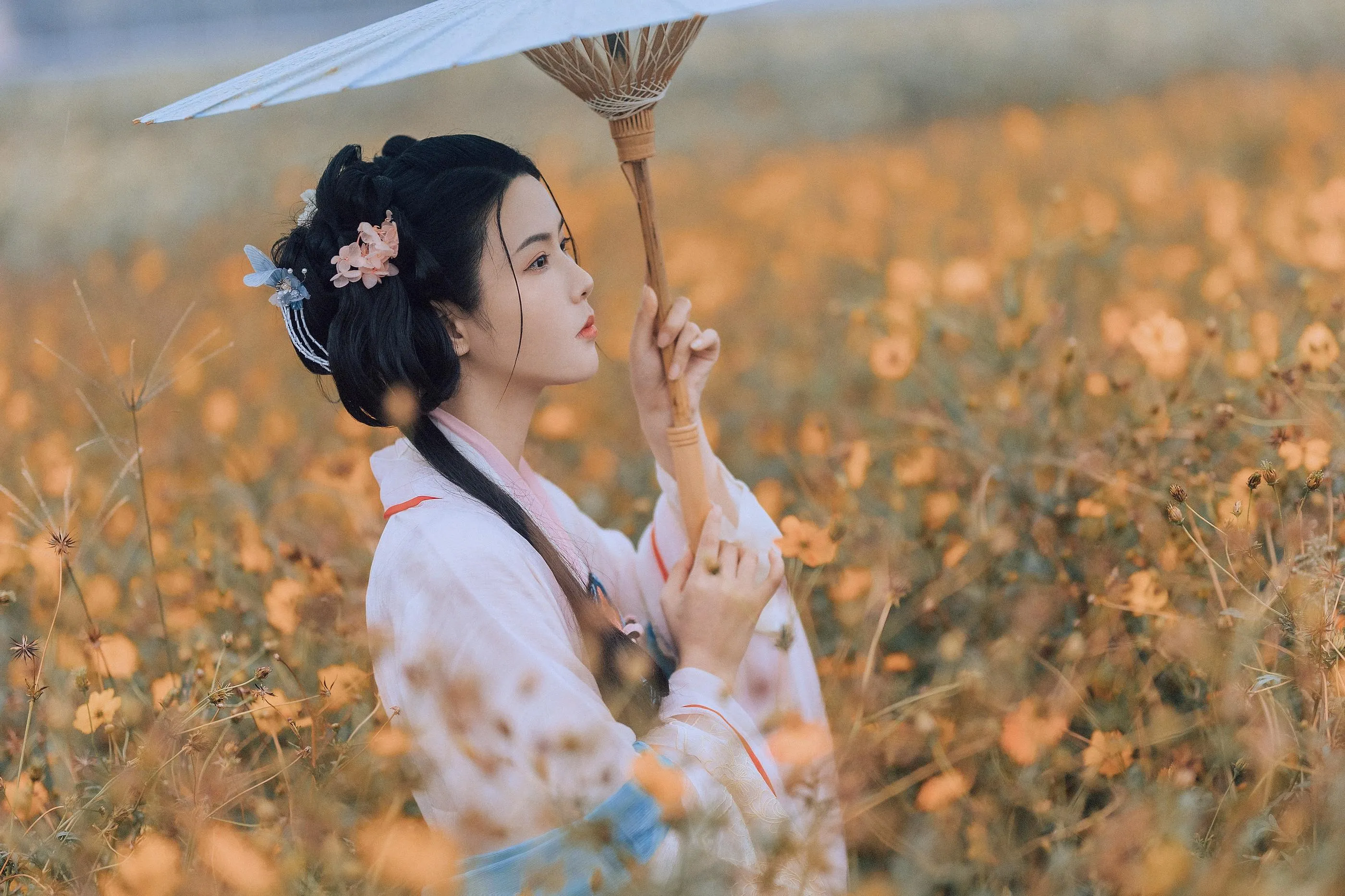 [YITUYU艺图语]2021.10.08 秋日芳菲 三重子 [23P]插图1